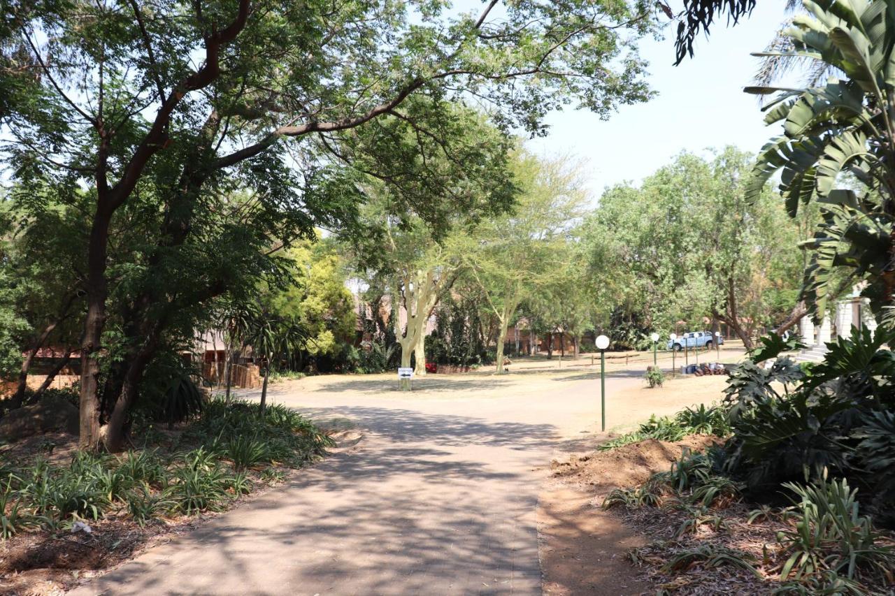 Khaya Africa Guesthouse Midrand Eksteriør bilde